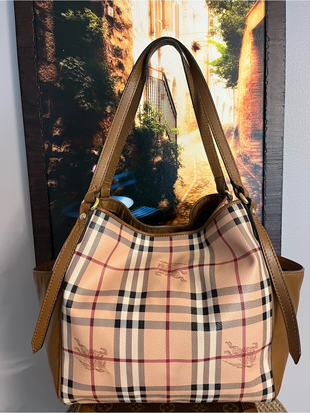 Burberry Plaid Shoulder Bag with Brown Leather Trim and Tassels - Picture 6 of 9